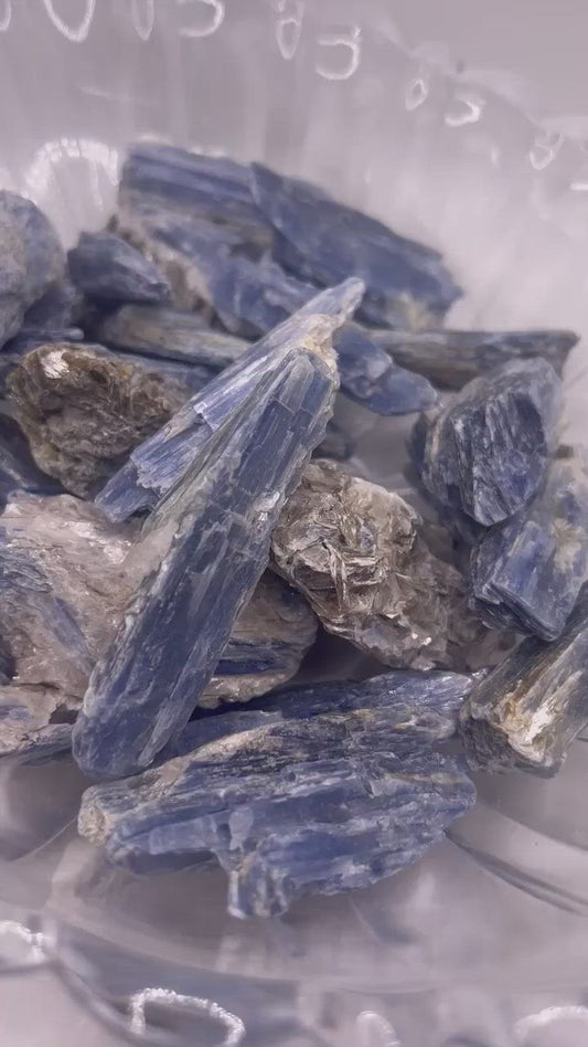 Kyanite raw Pieces Small