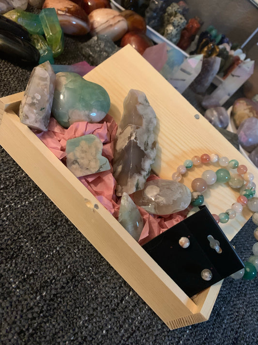 Crystal of the month box