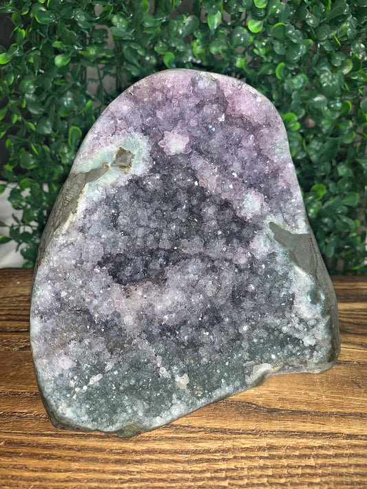 336 Cut base Uruguay Amethyst