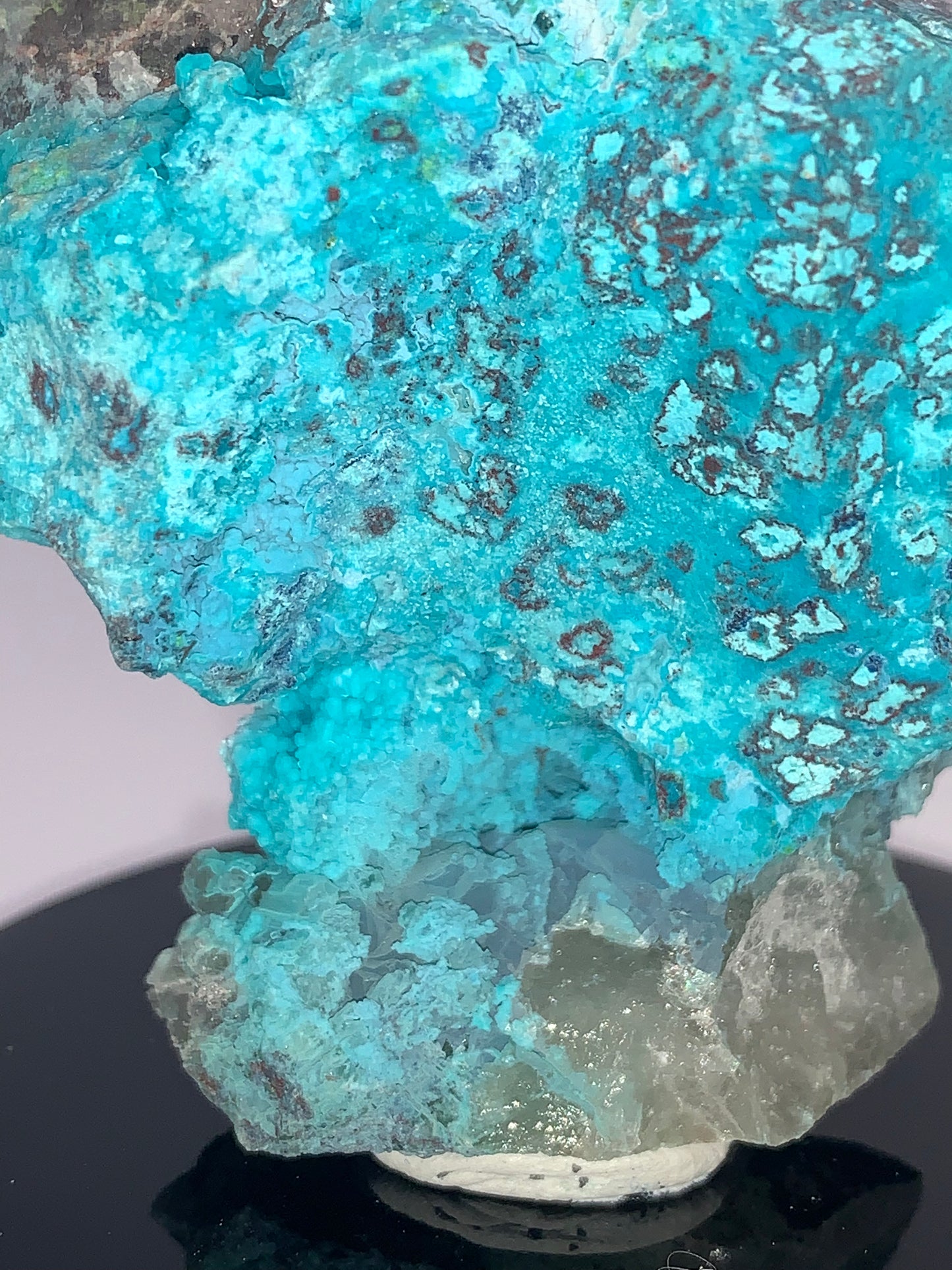 Shattuckite, Chrysacolla, and Quartz on obsidian base